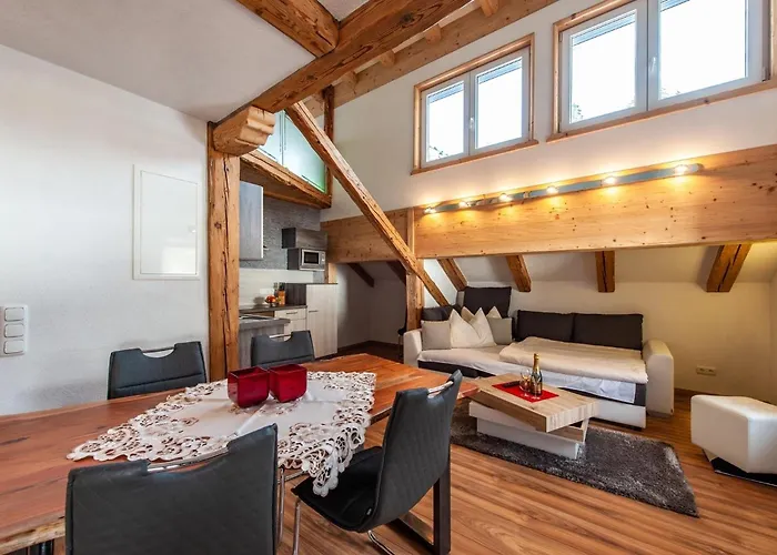 Maisonett - 205 公寓 *